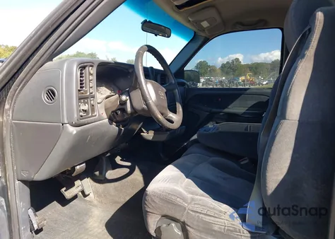 2000 Chevrolet Silverado 1500 Ls from USA, damaged, VIN 1GCEK14T5YE256949